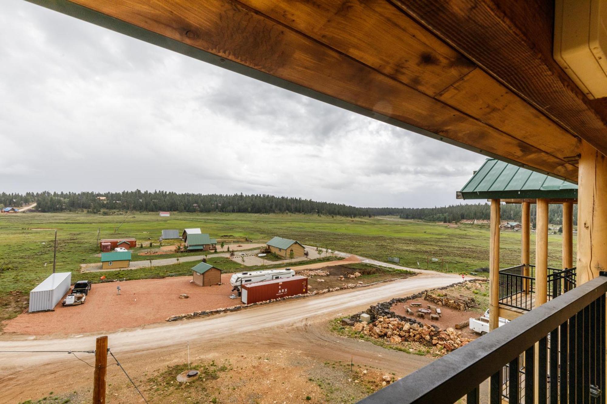 The Lodge At Duck Creek Duck Creek Village Exterior photo