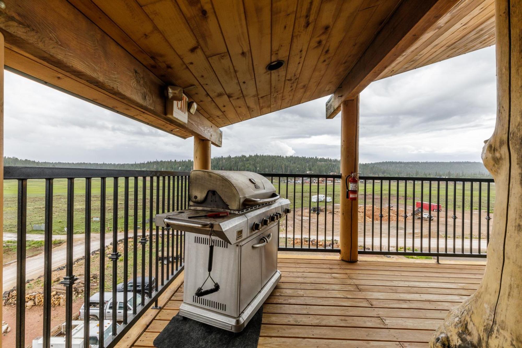 The Lodge At Duck Creek Duck Creek Village Exterior photo