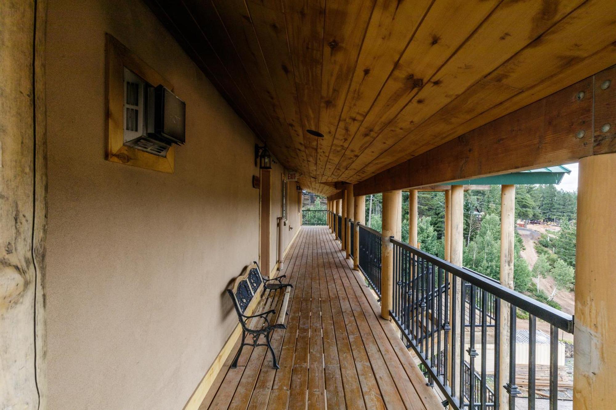 The Lodge At Duck Creek Duck Creek Village Exterior photo